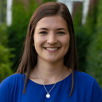 Headshot of Emma Logan