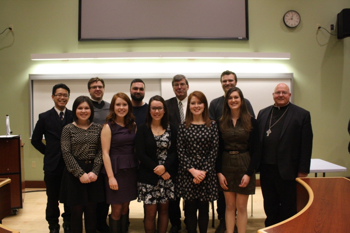 Group Picture of the participants of the roundtable session