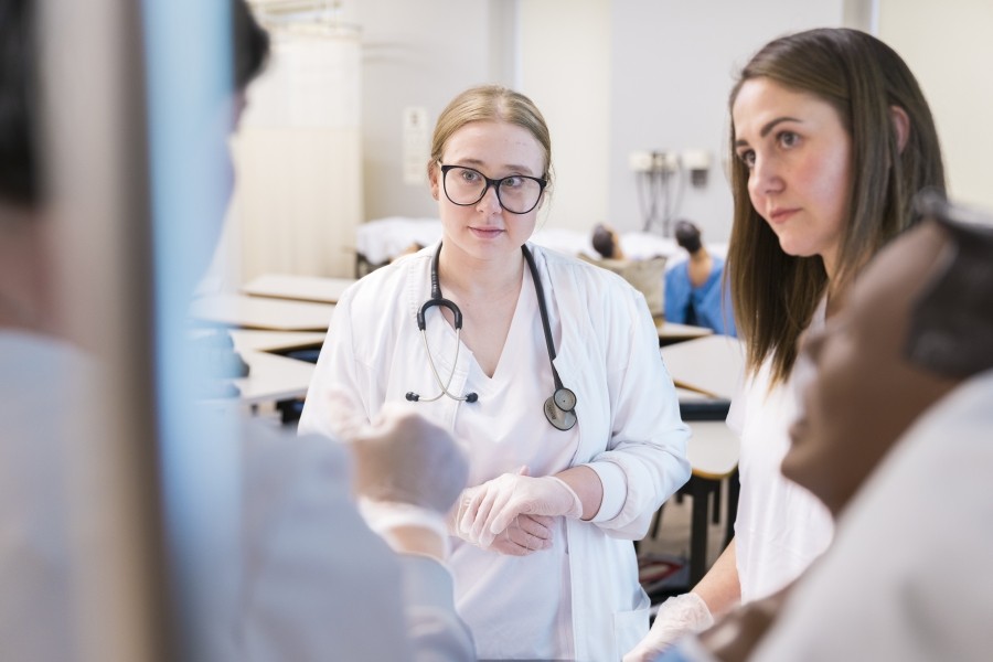 Nurses in the SIM lab