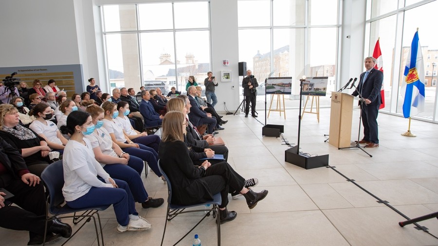 Premier Tim Houston addresses a crowd