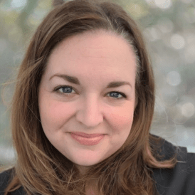 Amy MacDonnell Headshot